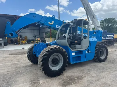 USED 2015 Genie GTH-1544