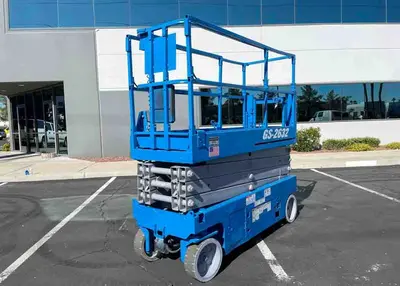USED 2018 GENIE GS-2632