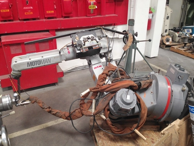 Motoman 6 Axis Robotic MIG Welder
