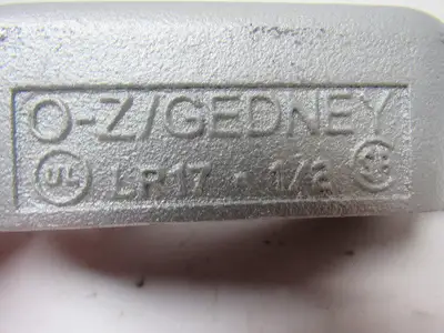OZ GEDNEY LR17 Conduit Outlet Body, LR, 1/2 " Form 7 Lot of 5
