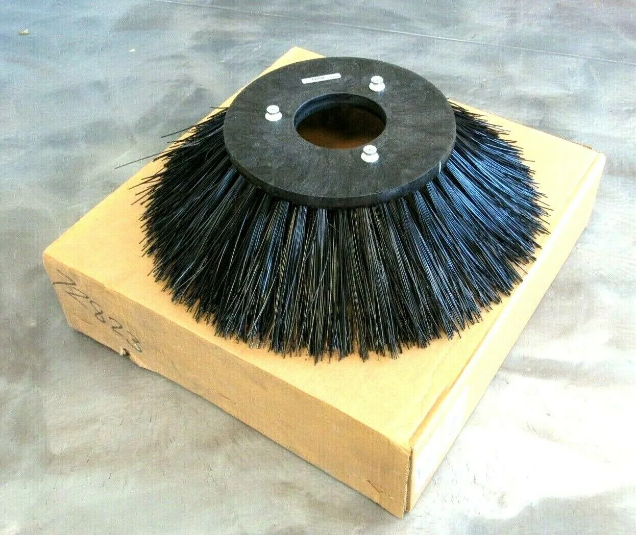 NEW MINUTEMAN 300307 POWER BOSS ROTARY BRUSH 7335-00