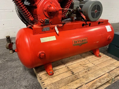 Used _UNKNOWN_ _UNKNOWN_ Tank Mounted Air Compressors Ohio US | Federal Equipment Company #1553375