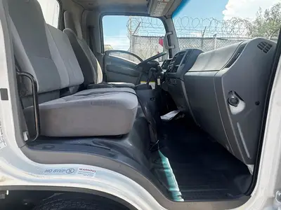 Used 2019 ISUZU NRR Box trucks Florida US | Truck and Van Outlet #1509130