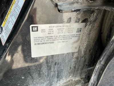 USED 2017 CHEVROLET CRUZE