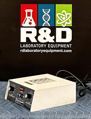 Fisher Scientific 11-718 Dual Temp Dry Bath Incubator w/17 Well Heat Block 120v