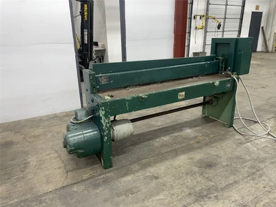 48" Famco Shear, 14 Gauge, Model E12400, S/N S-170124