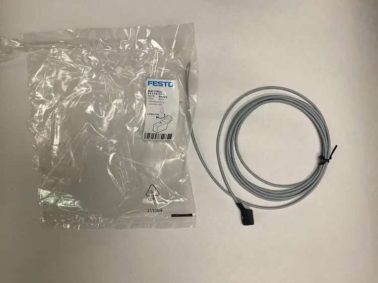 New | in-Stock FESTO NEBV-Z3WA2L-R-E-2.5-N-LE2-S1 Cable & Wire | Surplus Asset Holdings #1206734