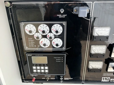 Whisperwatt diesel 4 CYL MQ Power 56KW 240/480V 70 KVA 15 HRS 3P