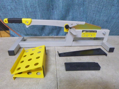 Tile Cutter and Knee Kicker