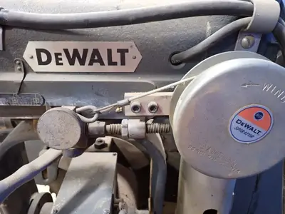 USED DEWALT GAOS