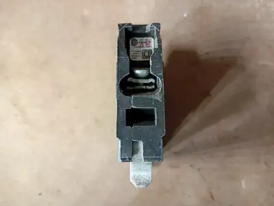 Used SQUARE D QO120 Switchgears British Columbia CA | Lenmark #1438673