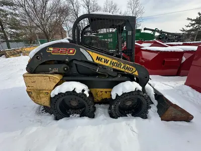 Used 2012 NEW HOLLAND L220 SKID LOADER Skid Steer Loaders Pennsylvania US | Proxy Equipment #1382740