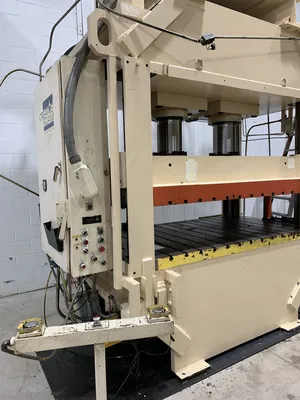 USED SCHULER SCHULER 4 CP 300 PRESS