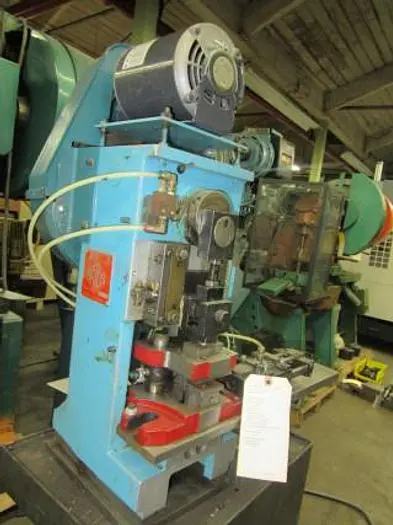 0609-230 Artos Back Flywheel Terminal Cut-Off Press, Model AE 42755