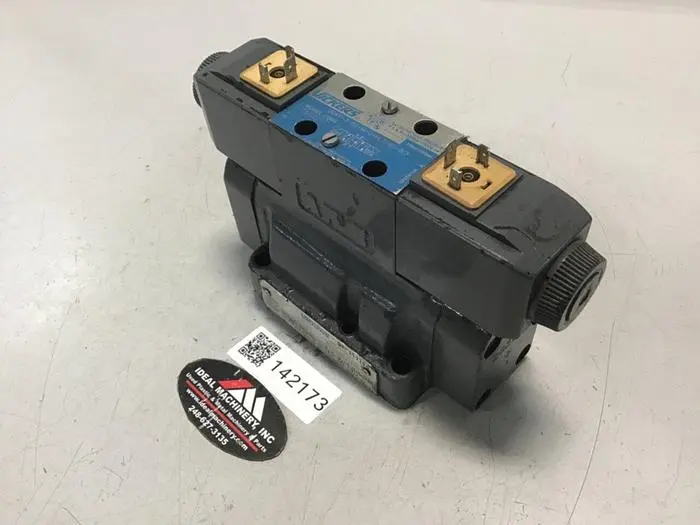 Used VICKERS DG4V-3-6C-M-U-HL7-60-B13 Valves/Fittings Michigan US | Ideal Machinery #600442