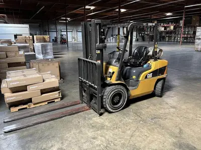 USED 2013 CATERPILLAR 2P6000