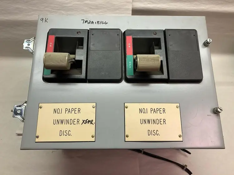 Used CUTLER-HAMMER HUSY41264 003 Disconnects | Surplus Asset Holdings #1227672