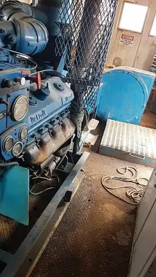 USED NATIONAL JWS-300L 4X5 TRIPLEX WELL SERVICING REVERSING MUD PUMP PACKAGE