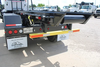 Used 2018 FREIGHTLINER 114SD Rolloff Trucks Texas US | Roll Off Truck World #1491745