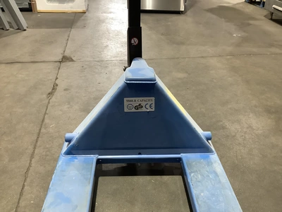 Used _UNKNOWN_ _UNKNOWN_ Pallet Jacks Michigan US | Miedema Asset Management Group #1313862