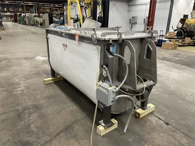 36 CU FT Hayes & Stolz Paddle Blender - Jacketed