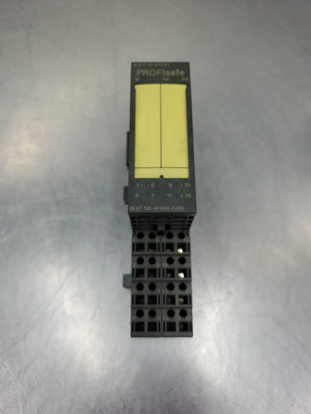 USED Siemens 6ES7138-4FA04-0AB0 | 6ES7193-4CG30-0AA0