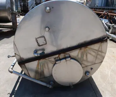 SPC7421  Tank 2500 gallon vertical tank, Stainless Steel, flat