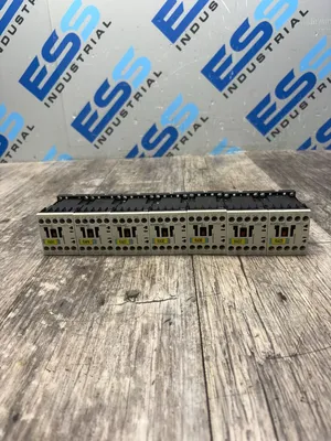 Used SIEMENS 3RH1122-1BB40 Misc Electrical & Power Parts South Carolina US | ESS Industrial Equipment Sales #1427790