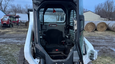 USED 2021 Bobcat T76