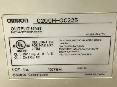 USED OMRON C200H-OC225