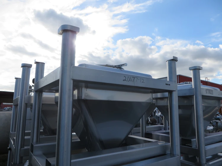 Used TOTE, INC. 12 Cubic Foot Bins New Jersey US | Perry Equipment #118026