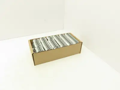 Eaton UT 2.5 Feed-Through Terminal Block Gray 2.5mm² IEC 60947-7-1  Lot of 349