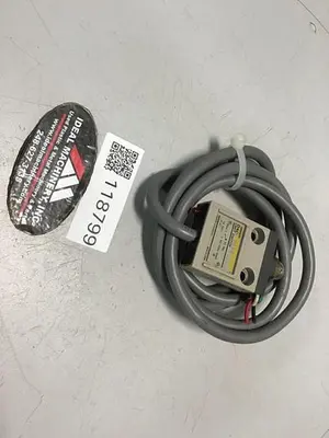 USED OMRON D4C-9049