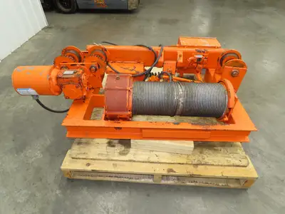 Saturn Engineering 1 1/2 Ton Electric Cable Hoist 25' Lift 20 FPM Trolley 460 V