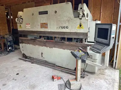 2000 ACCURPRESS 710010 Press Brakes-Hydraulic Power | Asset Exchange Corporation (1)