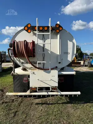 Used 2016 INTERNATIONAL WORKSTAR 7400 Water Trucks Florida US | Intrac Machinery #1568775