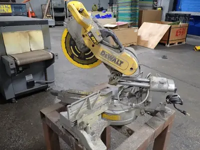 USED DEWALT DWS780