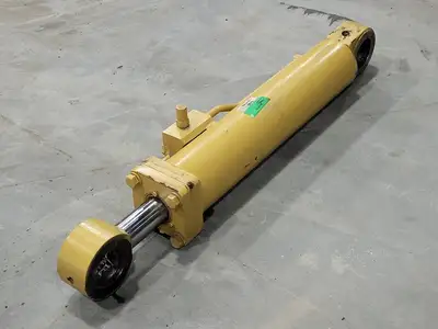 USED CATERPILLAR 180-8500