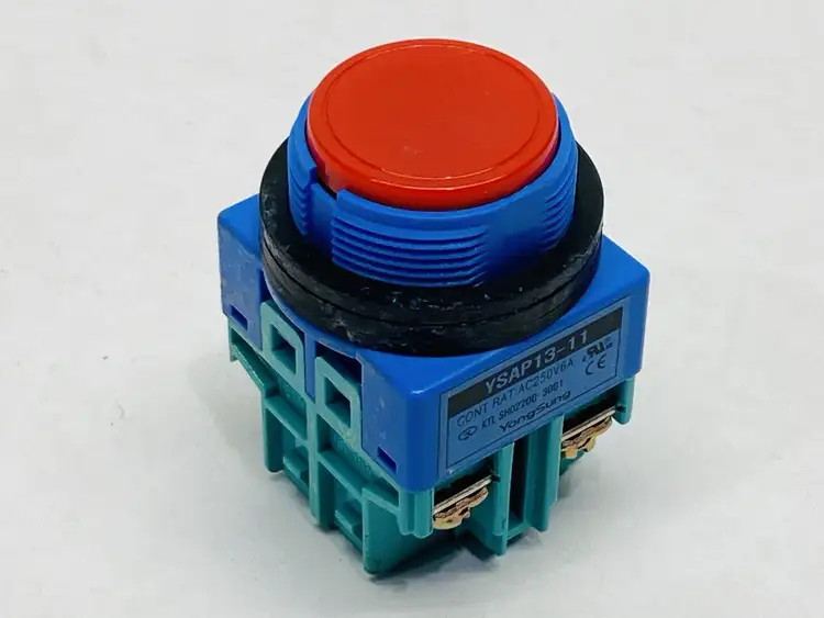Used YONGSUNG YONGSUNG YSAP 13-11 Relays & Switches | Maverick Industrial Sales #1108037