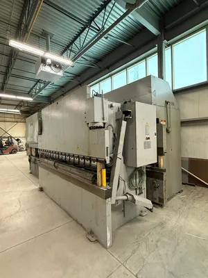 2007 DURMA E37160 Brake Press | ListingHippo (2)