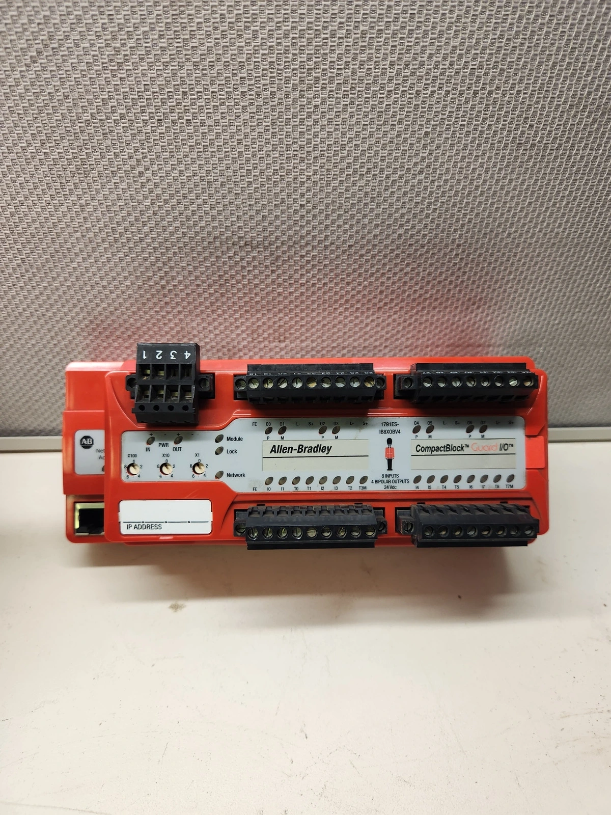 USED ALLEN BRADLEY 1791ES-IB8XOBV4/A
