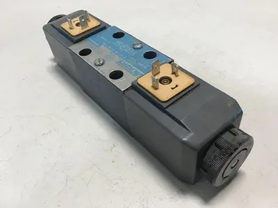 USED VICKERS DG4V-3-6C-M-U-HL7-60