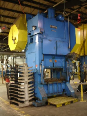 300 Ton, SOUTH BEND JOHNSON NO. S2-300-60X48, 8"STR, 22"SH, 60"X48"BA, WIN, 25SP