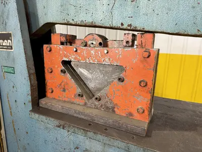 65 TON SCOTCHMAN MODEL #6509 HYDRAULIC IRONWORKER: YOBRO #23962