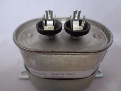 USED AEROVOX Z64S3317N22