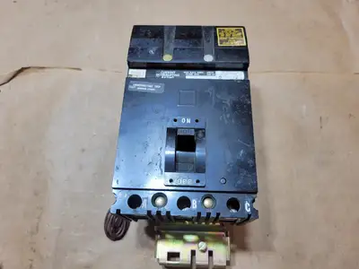 Used SQUARE D FA32100 Switchgears British Columbia CA | Lenmark #1438211