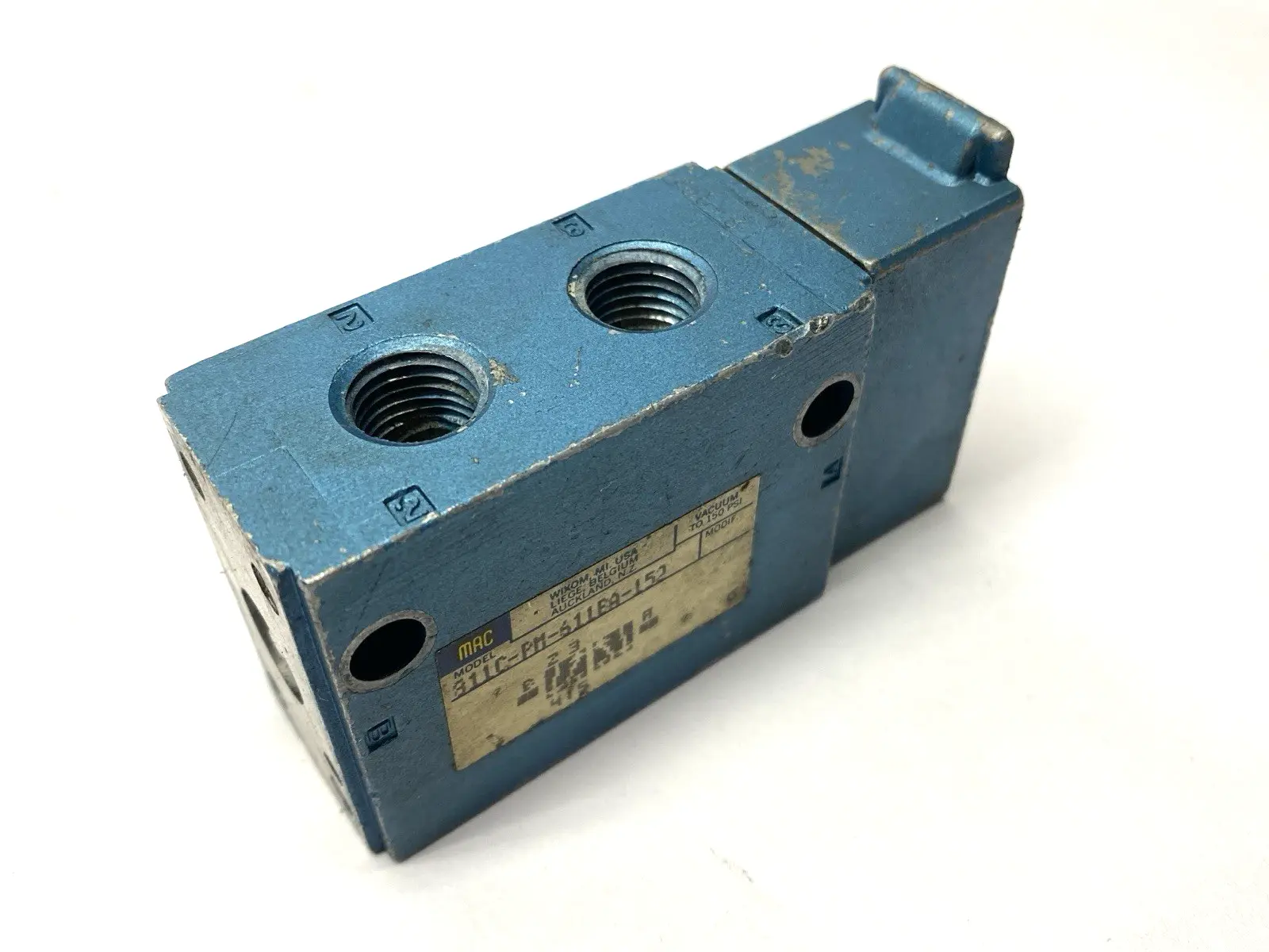 Used MAC VALVES PNEUMATIC SOLENOID VALVE 4-WAY Solenoid Valves | Maverick Industrial Sales #1102245