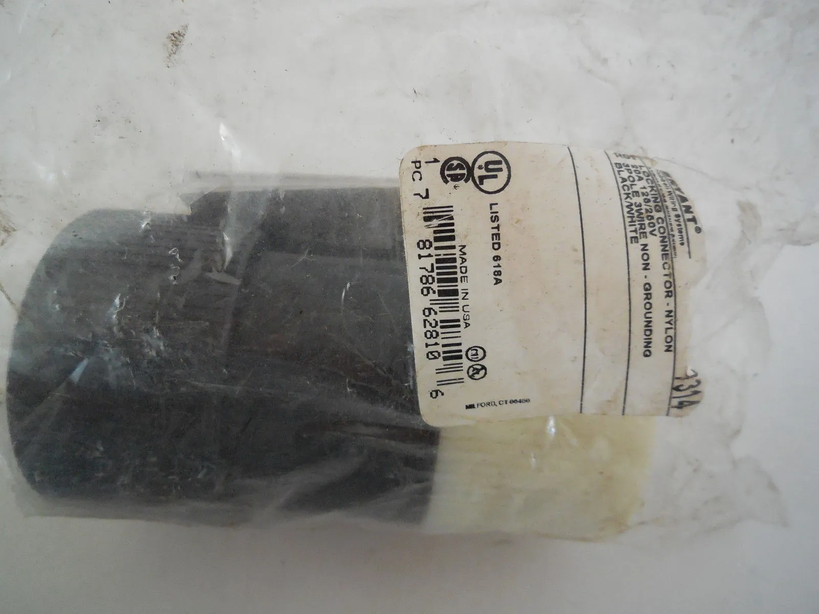 NEW BRYANT 7314 CONNECTOR