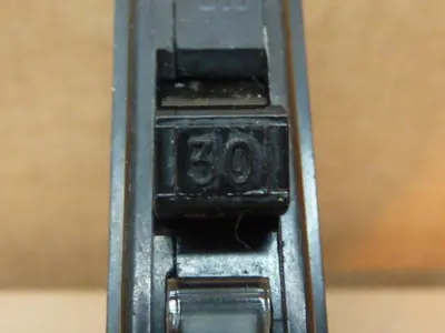 USED SQUARE D QOU130