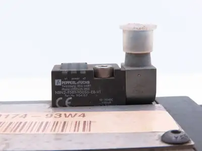 Welker Bearing Co T1300ABDEA025KA Pneumatic Pin Clamp W/Numatics WCN-2111
